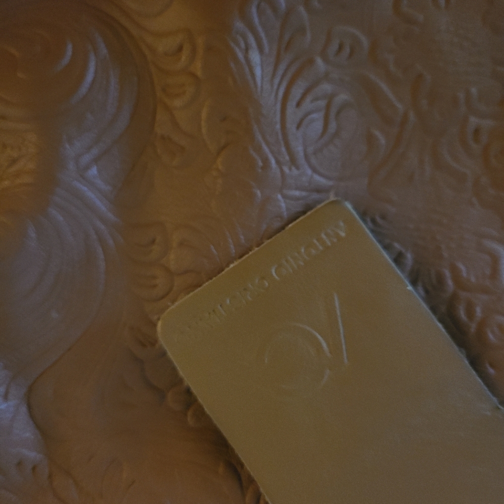 *NWT Antonio Cristiano, Leather Embossed Crossbody - Picture 3 of 4